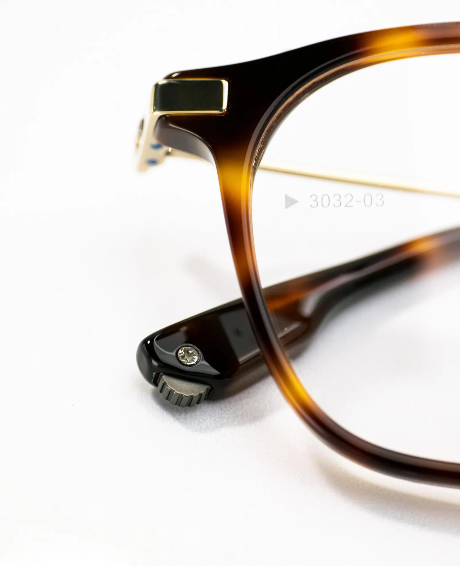 ALOOOOHA SANJIAOTI 3032 3032 Tortoiseshell / Gloss Japanese Gold optical frame, Mix, Irregular, Adult, product image 3